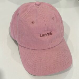 UNISEX LIGHTLY WORN Levi’s Pale Pink Cap in Jean Fabric
